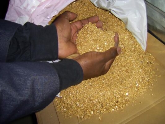 Gold Raw Gold & Gold Dust